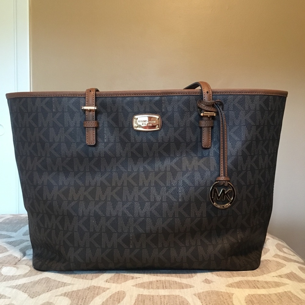 Michael Kors Jet Set Travel Tote
